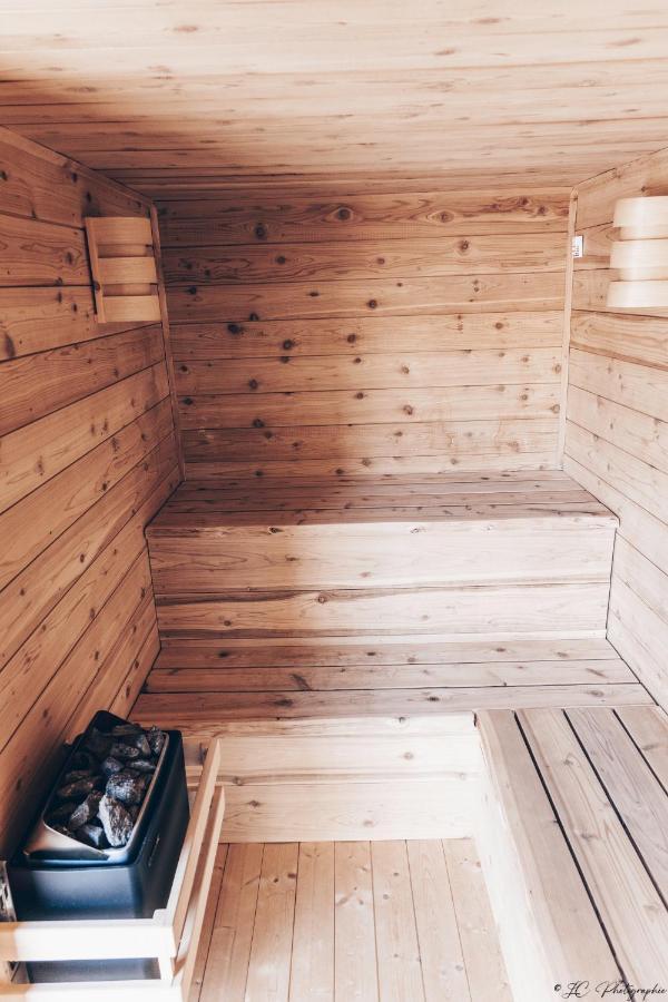 Gite "Le Mesminois" Etablissement Avec Espace Bien-Etre Et Sauna Saint-Mesmin  ภายนอก รูปภาพ