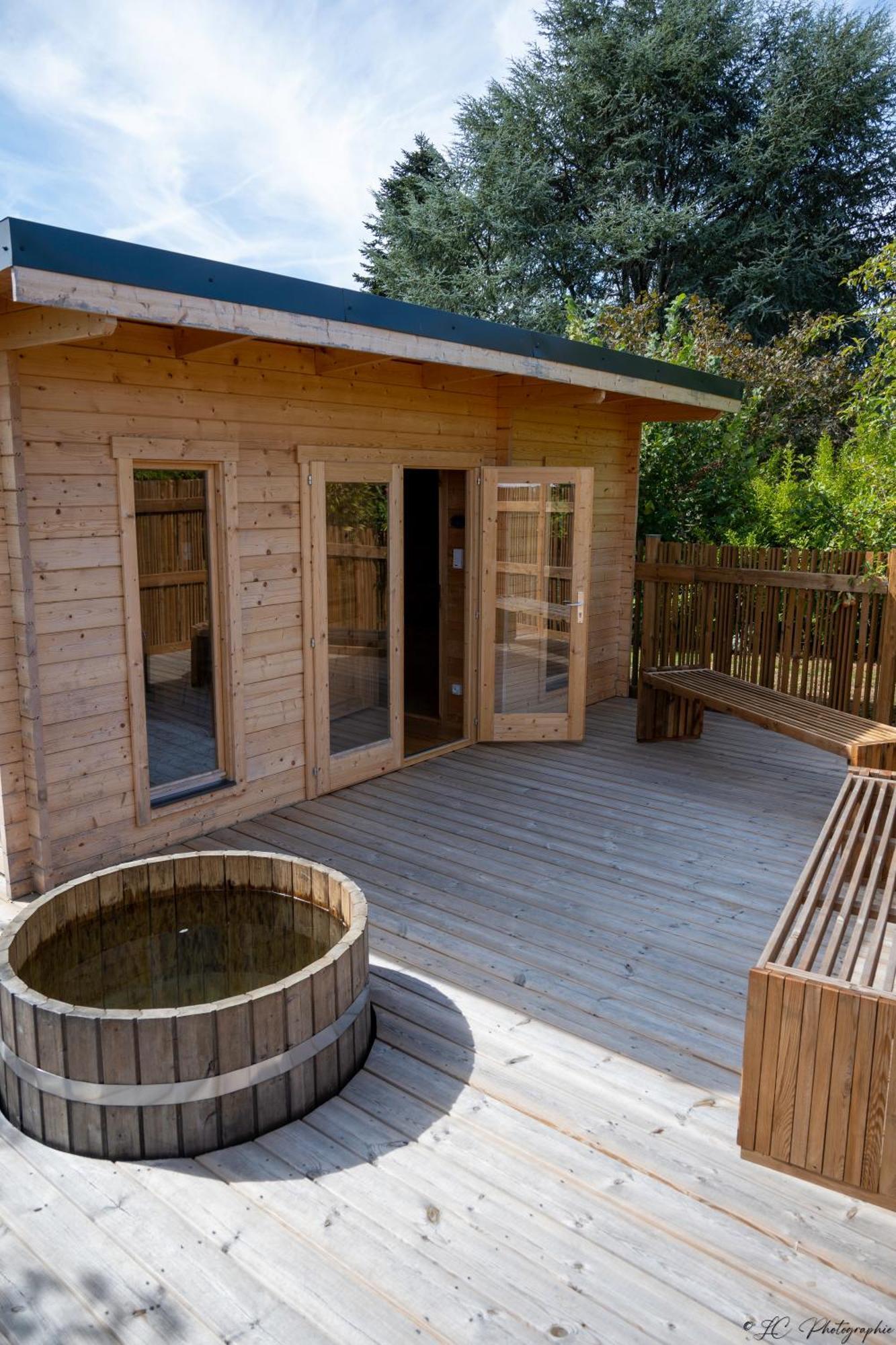 Gite "Le Mesminois" Etablissement Avec Espace Bien-Etre Et Sauna Saint-Mesmin  ภายนอก รูปภาพ