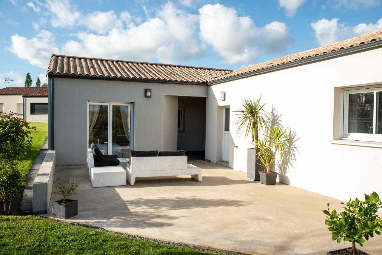 Gite "Le Mesminois" Etablissement Avec Espace Bien-Etre Et Sauna Saint-Mesmin  ภายนอก รูปภาพ